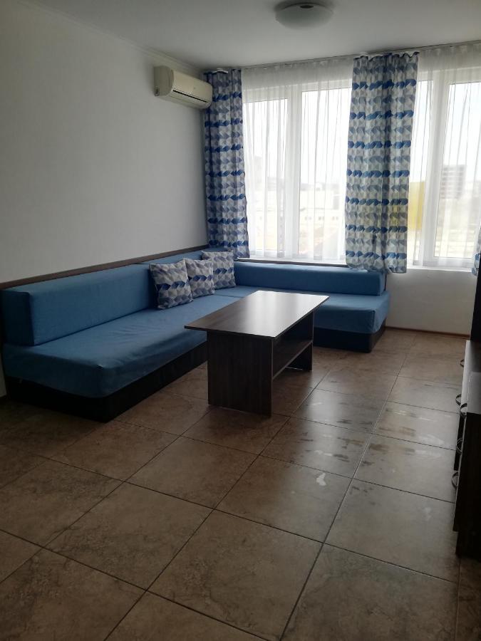 Apartamenti Zhelezovi 帕莫瑞 外观 照片